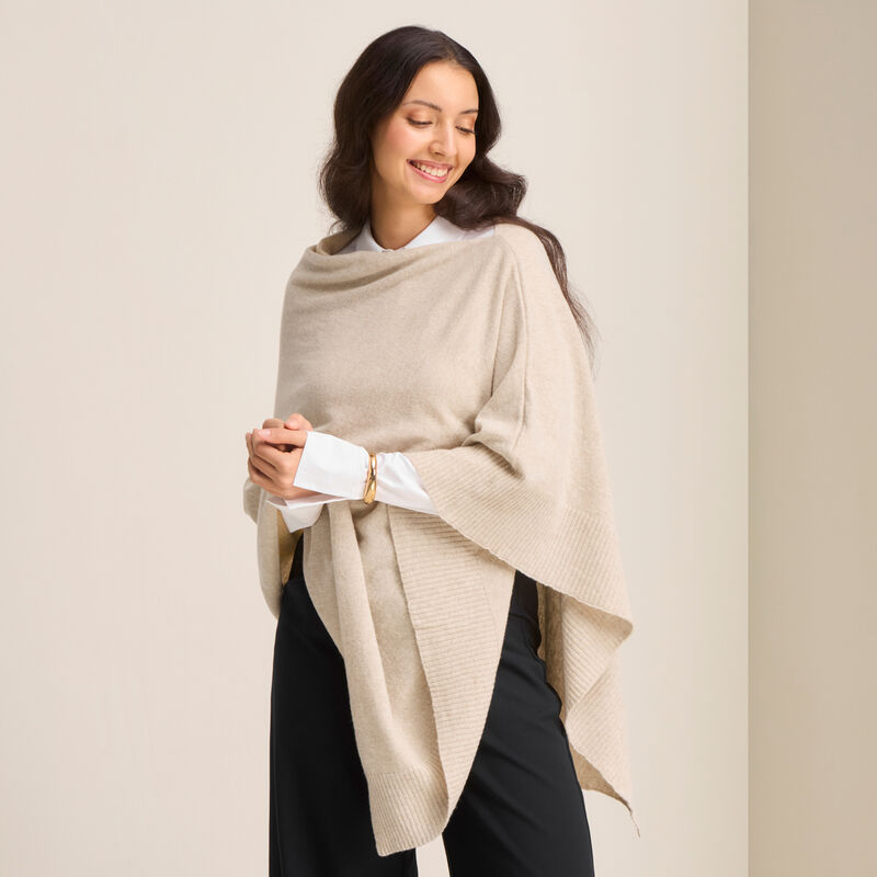 OOSA villasekoiteponcho, chai